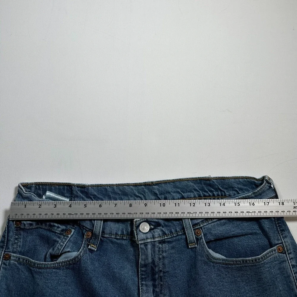 Levi's 505 Straight Leg Jeans Mens 38x30 Blue Denim Medium Wash Casual Classic